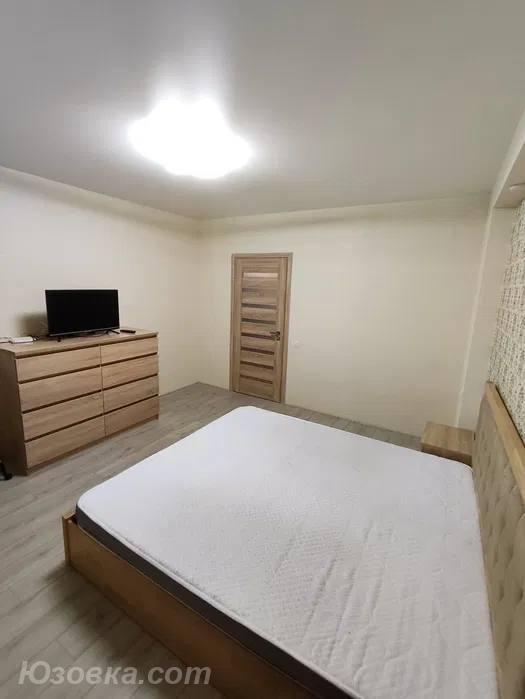 2-комн. квартира, 48м², с мебелью, 2/9 эт., ДОНЕЦК