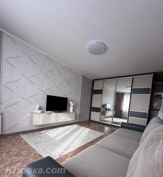 1-комн. квартира, 33м², с мебелью, 4/5 эт., ДОНЕЦК