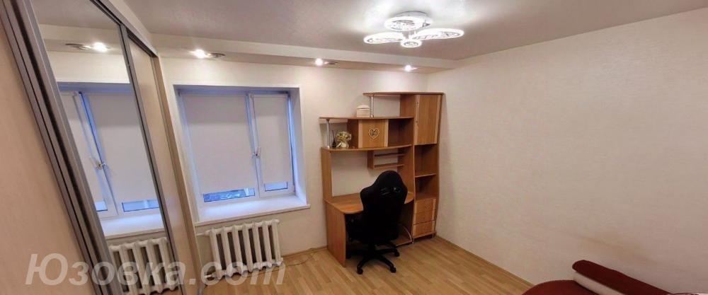 1-комн. квартира, 42м², с мебелью, 4/9 эт., ДОНЕЦК