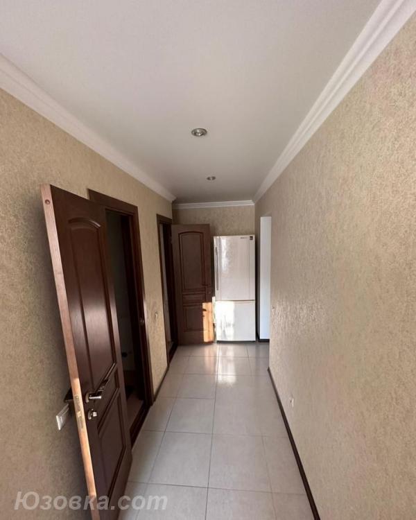 2-комн. квартира, 52м², с мебелью, 2/5 эт., ДОНЕЦК