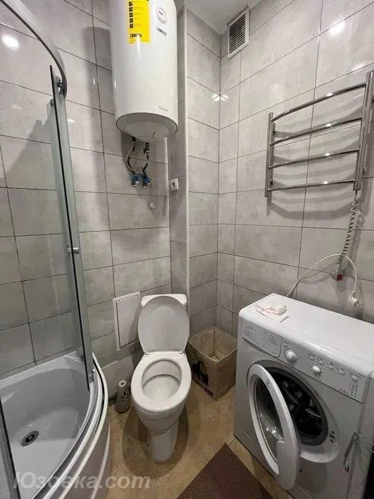 1-комн. квартира, 52м², с мебелью, 3/5 эт., ДОНЕЦК