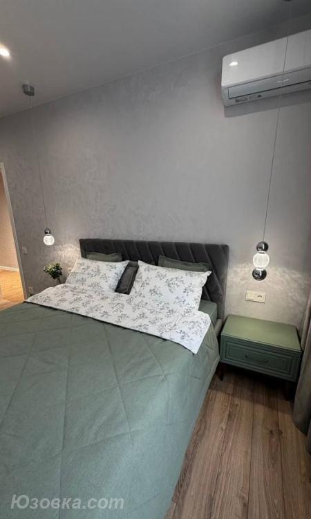 2-комн. квартира, 43м², с мебелью, 4/5 эт., ДОНЕЦК