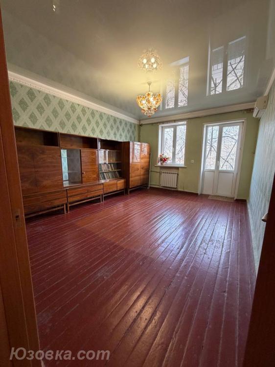 3-комн. квартира, 58 м², вторичка, 2/2 эт., ДОНЕЦК