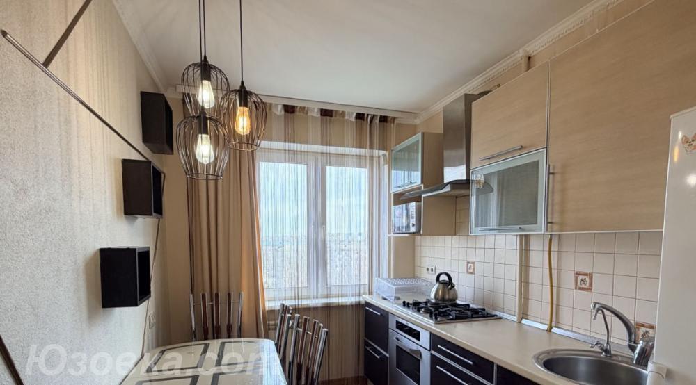 2-комн. квартира, 48м², с мебелью, 8/9 эт., ДОНЕЦК