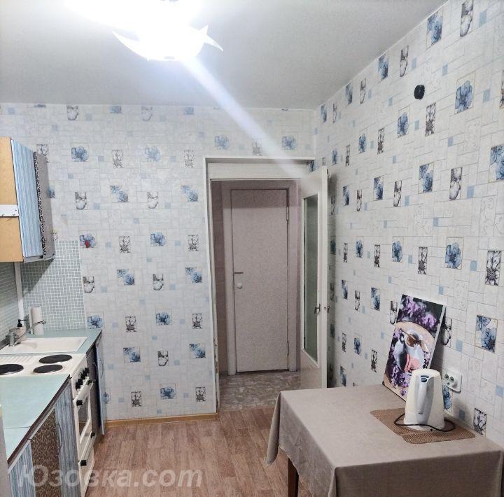 1-комн. квартира, 32м², с мебелью, 4/5 эт., ДОНЕЦК