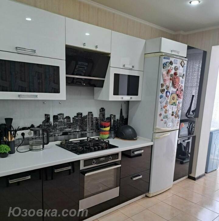 3-комн. квартира, 80м², с мебелью, 6/9 эт., ДОНЕЦК