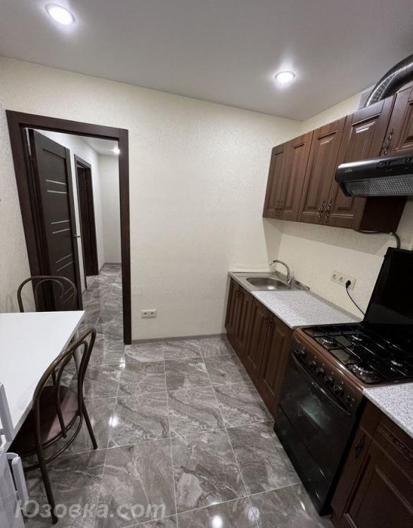 1-комн. квартира, 37м², с мебелью, 4/5 эт., ДОНЕЦК