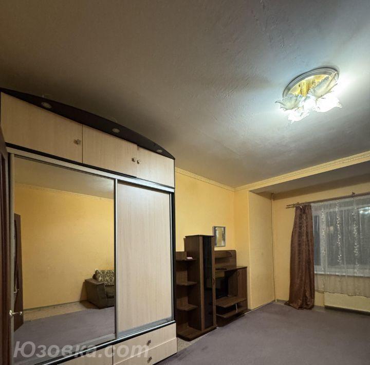 2-комн. квартира, 43м², с мебелью, 3/9 эт., ДОНЕЦК