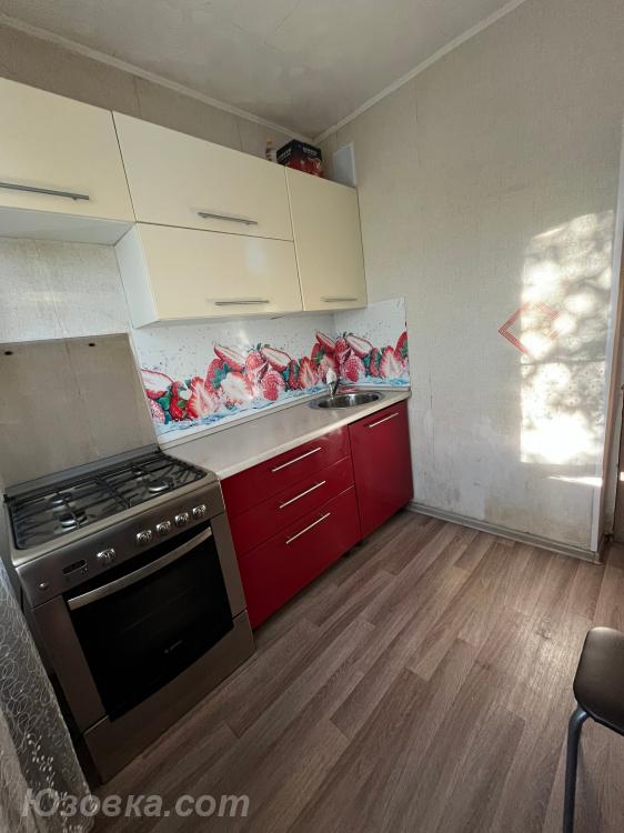 1-комн. квартира, 33м², с мебелью, 3/5 эт., ДОНЕЦК