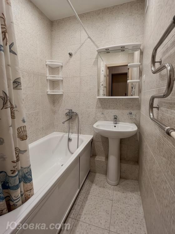 2-комн. квартира, 46м², с мебелью, 4/5 эт., ДОНЕЦК