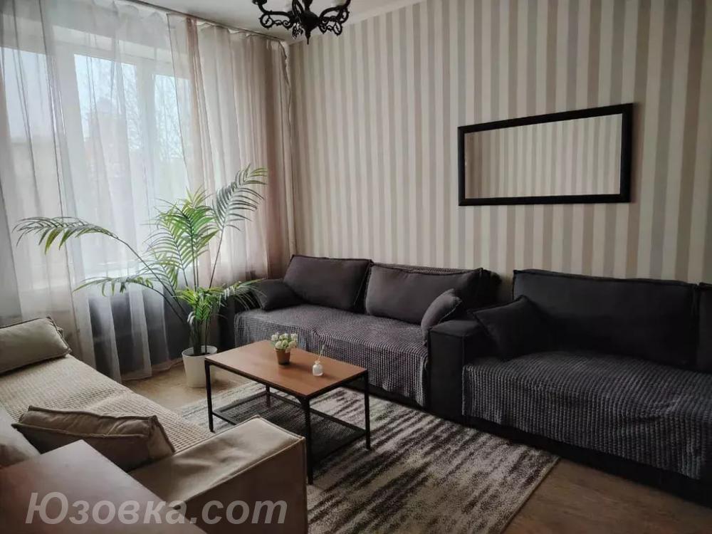 2-комн. квартира, 52м², с мебелью, 2/5 эт., ДОНЕЦК