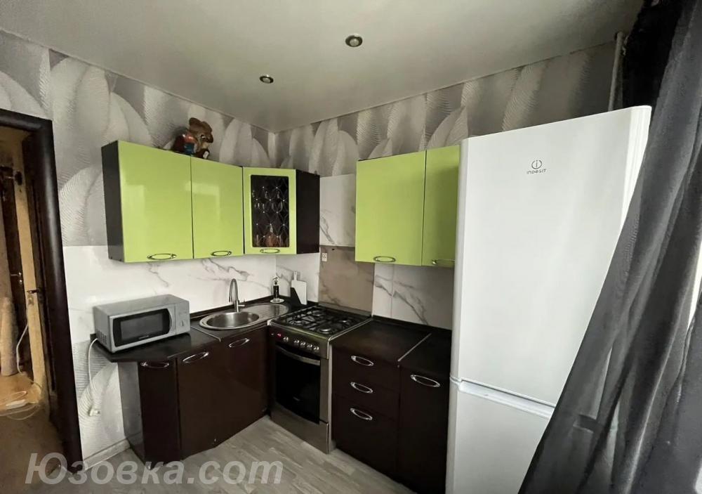 2-комн. квартира, 56м², с мебелью, 3/9 эт., ДОНЕЦК