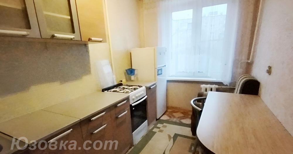2-комн. квартира, 44м², с мебелью, 3/9 эт., ДОНЕЦК