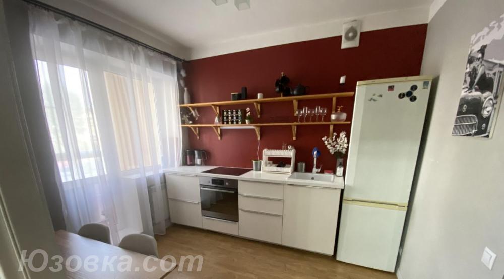 1-комн. квартира, 37м², с мебелью, 2/4 эт., ДОНЕЦК