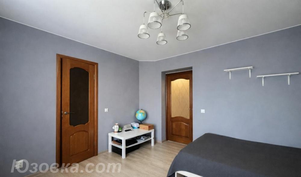 3-комн. квартира, 81м², с мебелью, 1/9 эт., ДОНЕЦК
