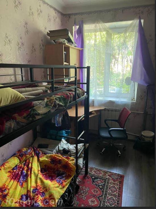 2-комн. квартира, 42 м², вторичка, 1/3 эт., Макеевка