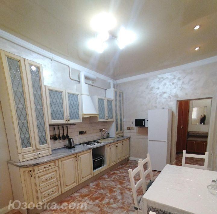 2-комн. квартира, 63м², мебель частично, 2/9 эт., ДОНЕЦК