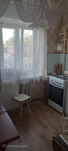 1-комн. квартира, 33 м², вторичка, 2/3 эт., ДОНЕЦК