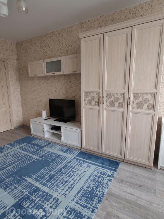 1-комн. квартира, 40м², с мебелью, 1/1 эт.