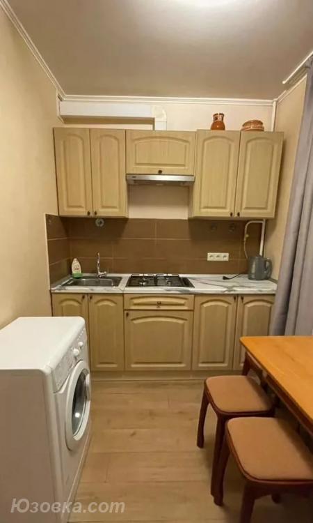 2-комн. квартира, 45м², с мебелью, 3/9 эт.