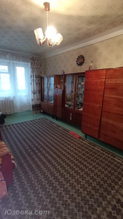 1-комн. квартира, 30 м², вторичка, 4/5 эт., ДОНЕЦК