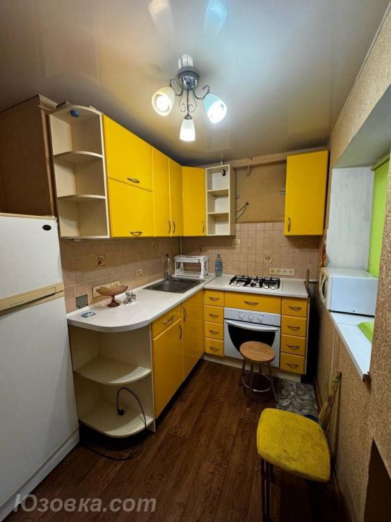 2-комн. квартира, 44м², с мебелью, 2/5 эт., ДОНЕЦК