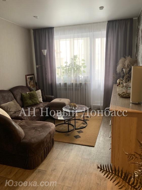 2-комн. квартира, 54 м², вторичка, 1/9 эт., ДОНЕЦК