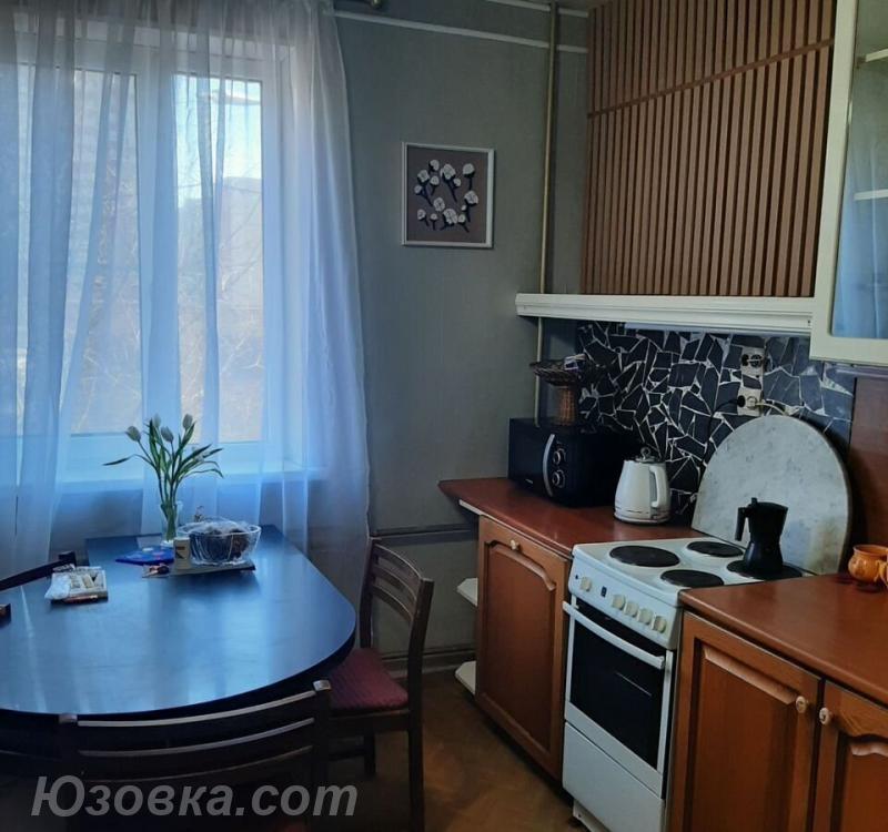 1-комн. квартира, 41м², с мебелью, 2/5 эт., ДОНЕЦК