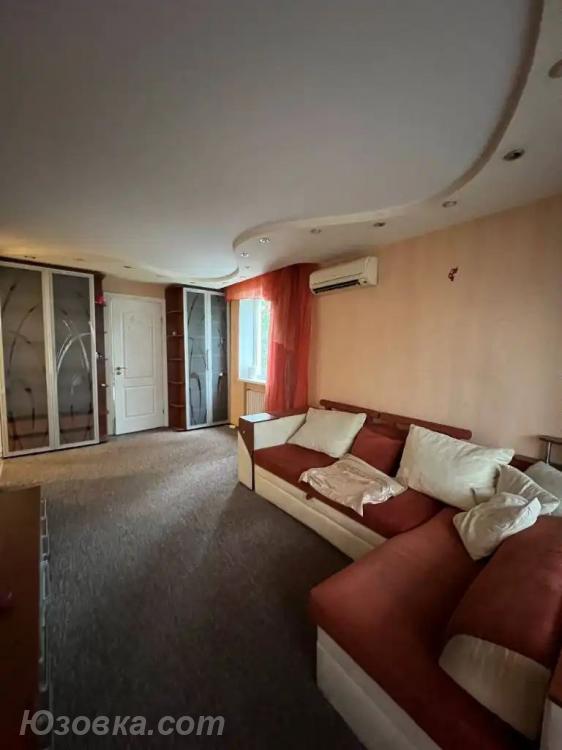 2-комн. квартира, 50м², с мебелью, 4/9 эт., ДОНЕЦК