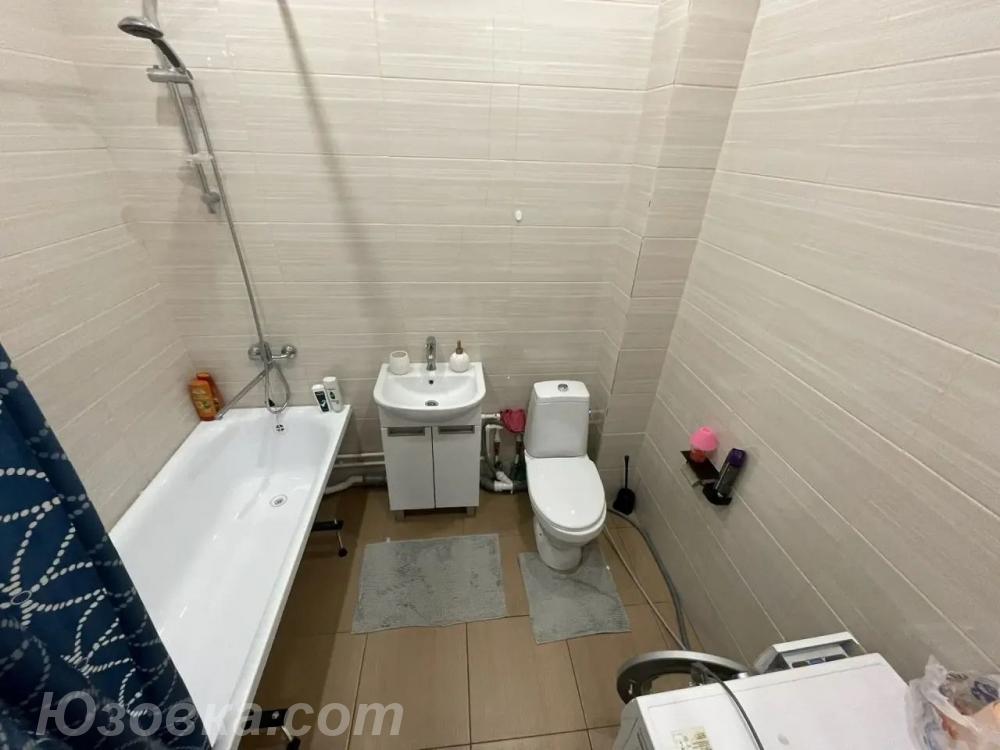 2-комн. квартира, 65м², с мебелью, 4/5 эт., ДОНЕЦК