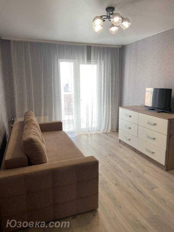 1-комн. квартира, 43м², с мебелью, 1/5 эт., ДОНЕЦК