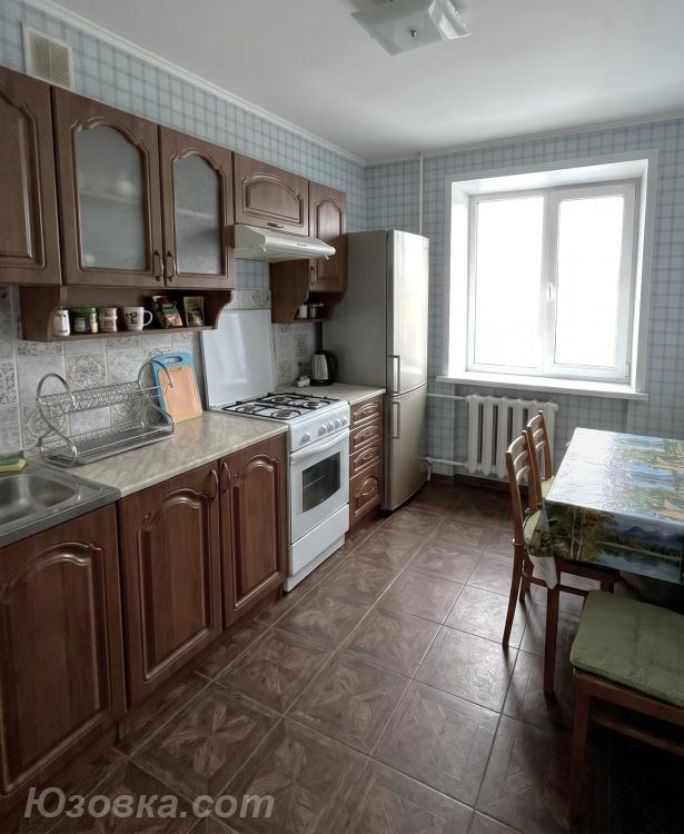 2-комн. квартира, 47м², с мебелью, 2/4 эт., ДОНЕЦК