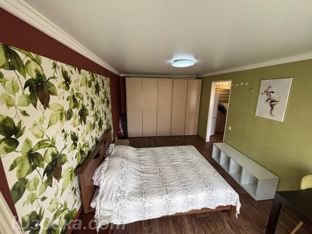 2-комн. квартира, 52м², с мебелью, 3/9 эт., ДОНЕЦК