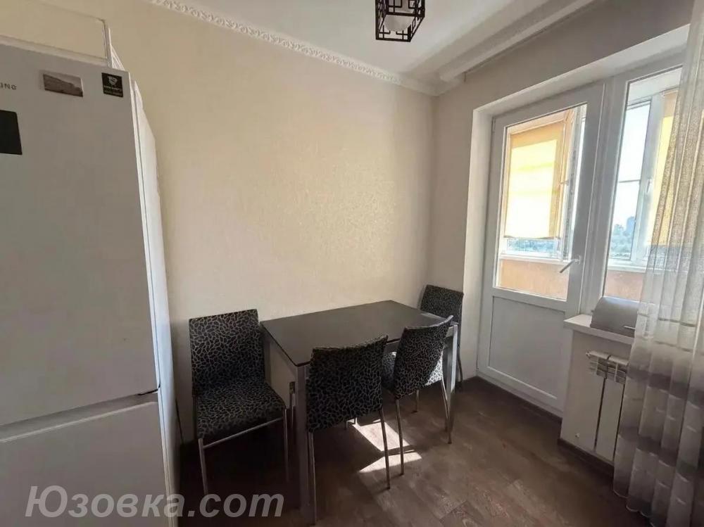 3-комн. квартира, 65 м², вторичка, 9/9 эт.