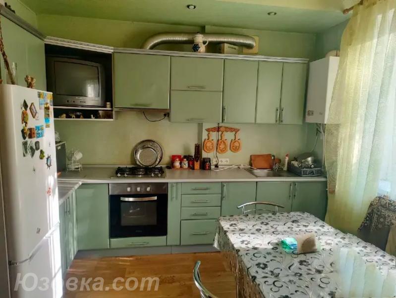 3-комн. квартира, 62 м², вторичка, 2/2 эт.