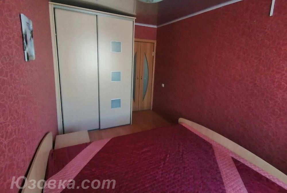 2-комн. квартира, 52м², с мебелью, 3/9 эт., ДОНЕЦК