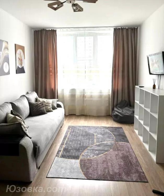 2-комн. квартира, 54м², с мебелью, 2/2 эт., ДОНЕЦК