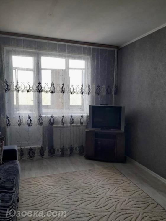 1-комн. квартира, 38м², с мебелью, 2/9 эт., Макеевка