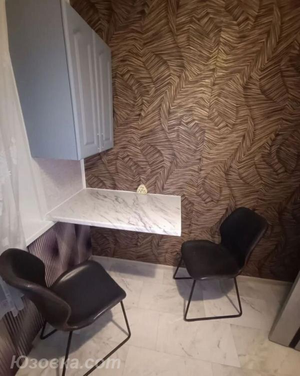 2-комн. квартира, 46м², с мебелью, 3/5 эт., ДОНЕЦК