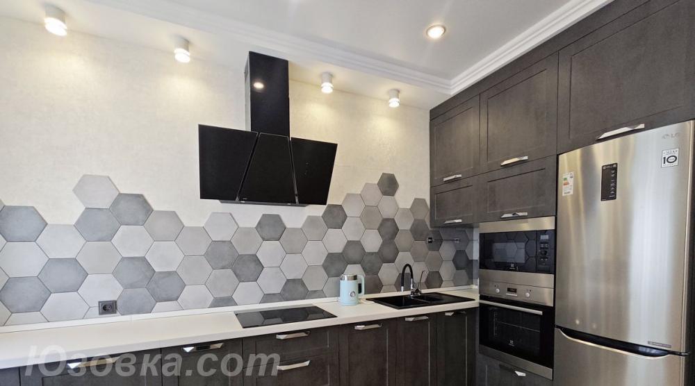 2-комн. квартира, 64м², с мебелью, 3/5 эт., ДОНЕЦК