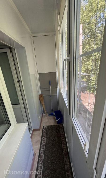 2-комн. квартира, 46м², с мебелью, 4/9 эт., ДОНЕЦК