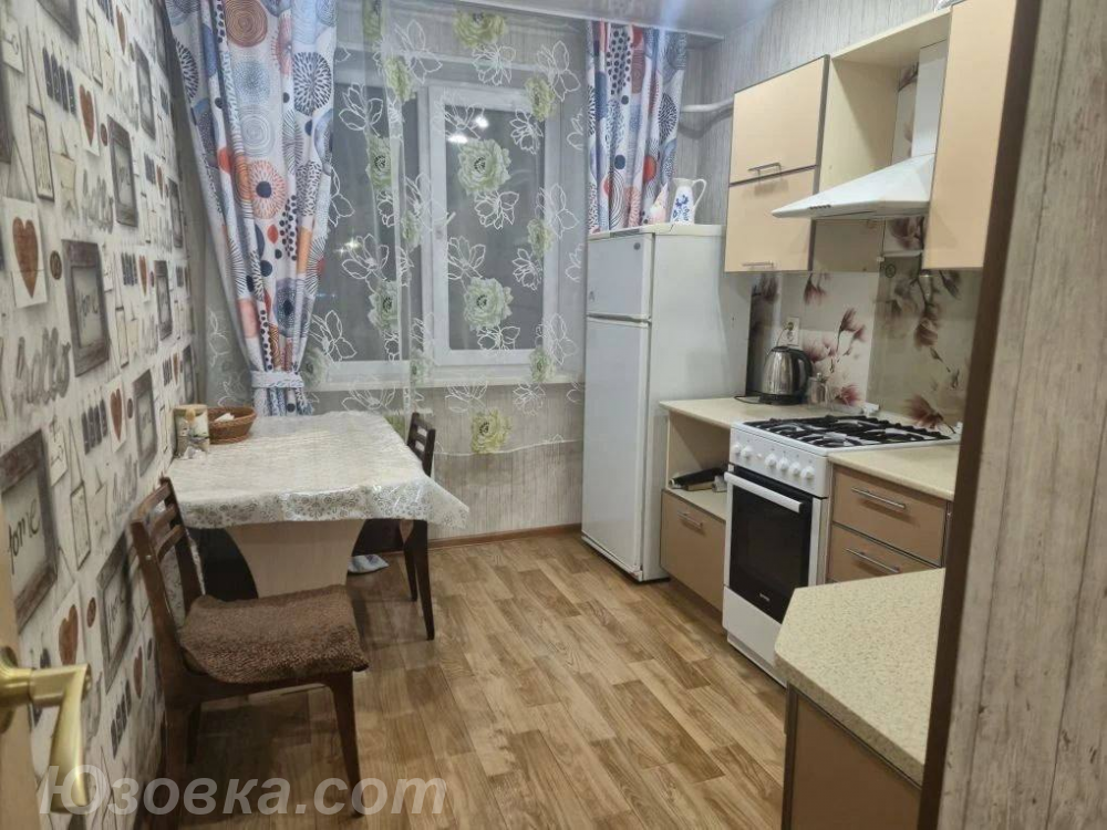 2-комн. квартира, 34м², с мебелью, 3/9 эт., ДОНЕЦК