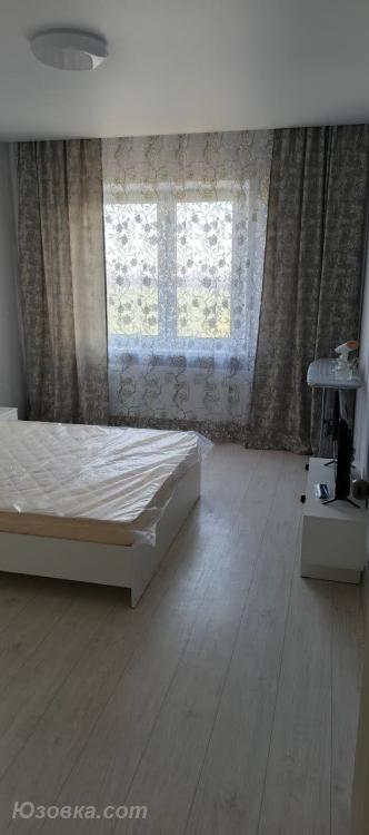 1-комн. квартира, 39м², с мебелью, 4/9 эт.