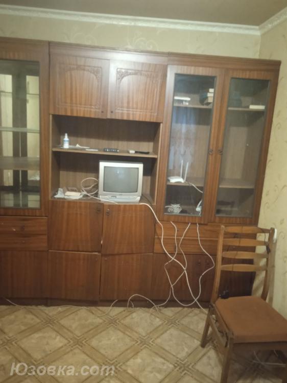 3-комн. квартира, 56м², с мебелью, 1/5 эт., ДОНЕЦК
