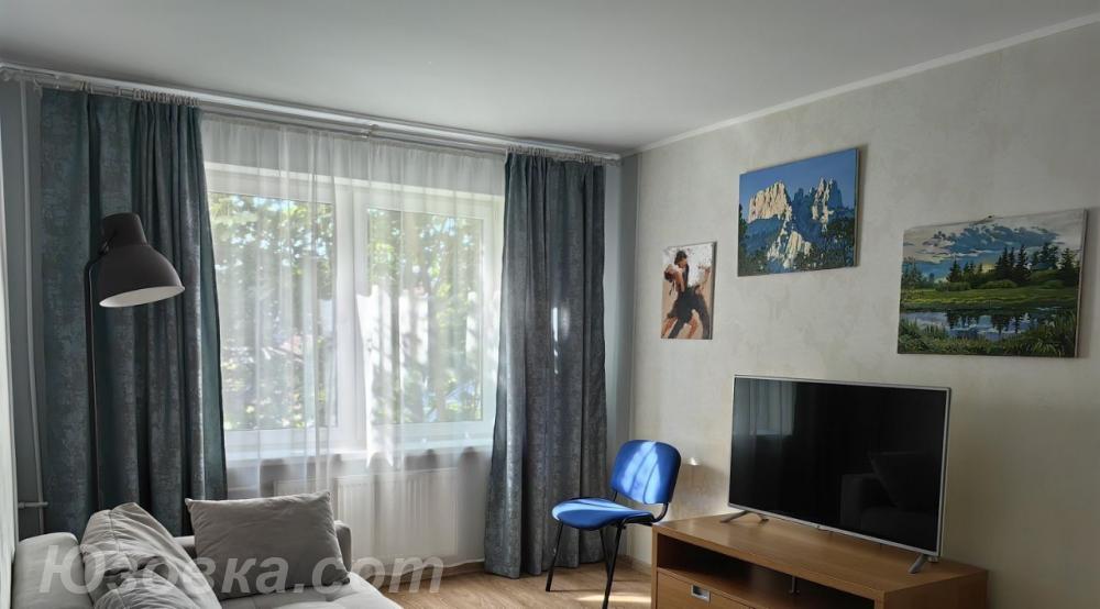 2-комн. квартира, 54м², с мебелью, 2/4 эт.