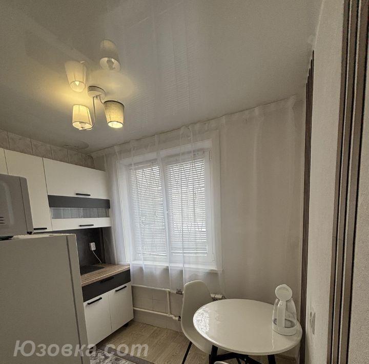 2-комн. квартира, 42м², с мебелью, 1/5 эт.