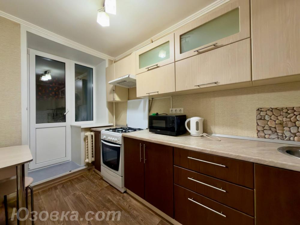 2-комн. квартира, 42м², с мебелью, 3/9 эт., ДОНЕЦК