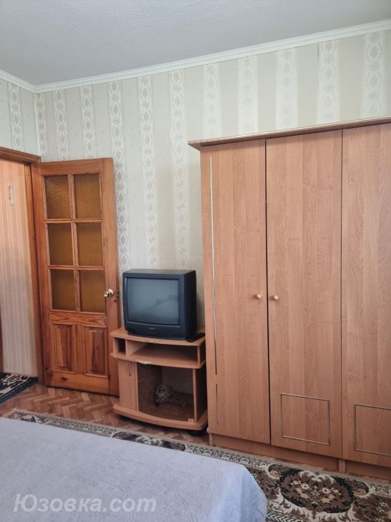 2-комн. квартира, 47м², с мебелью, 3/9 эт., ДОНЕЦК