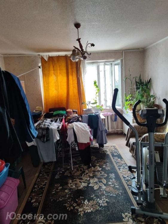 Комната  35 м², в 2-к кв., 8/9 эт.