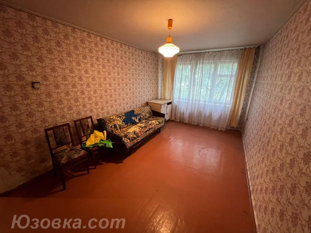 3-комн. квартира, 61 м², вторичка, 2/5 эт., Макеевка